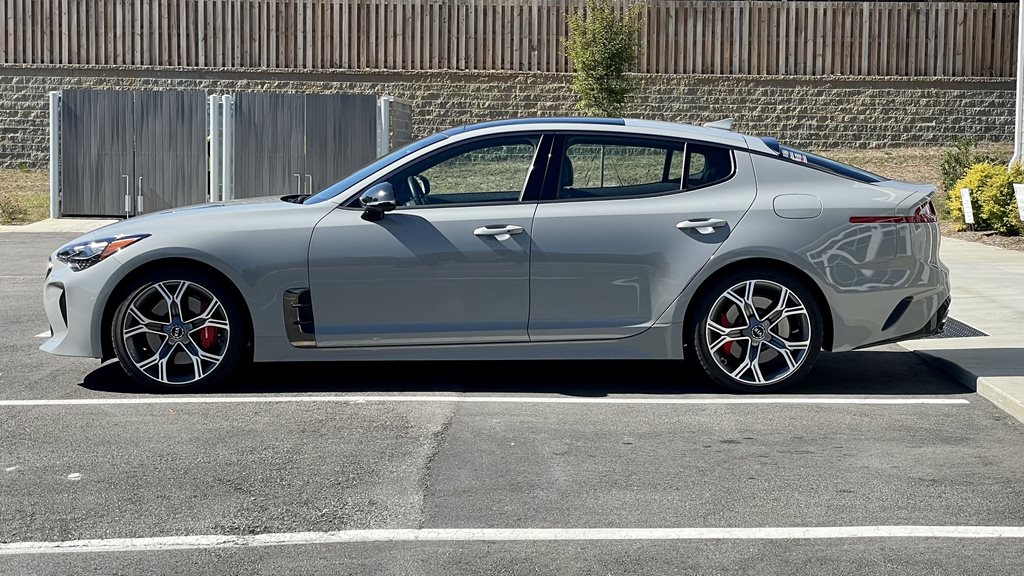 2020 KIA Stinger GT2